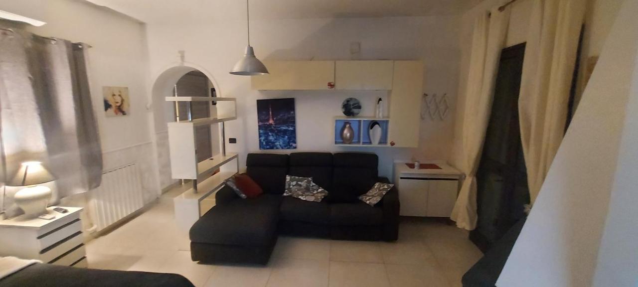 Appartamento Suite Deluxe Climatiz Cucina Giardino Wifi Smart Tv Amazon Prime Video Inclusi Aci Bonaccorsi Екстер'єр фото